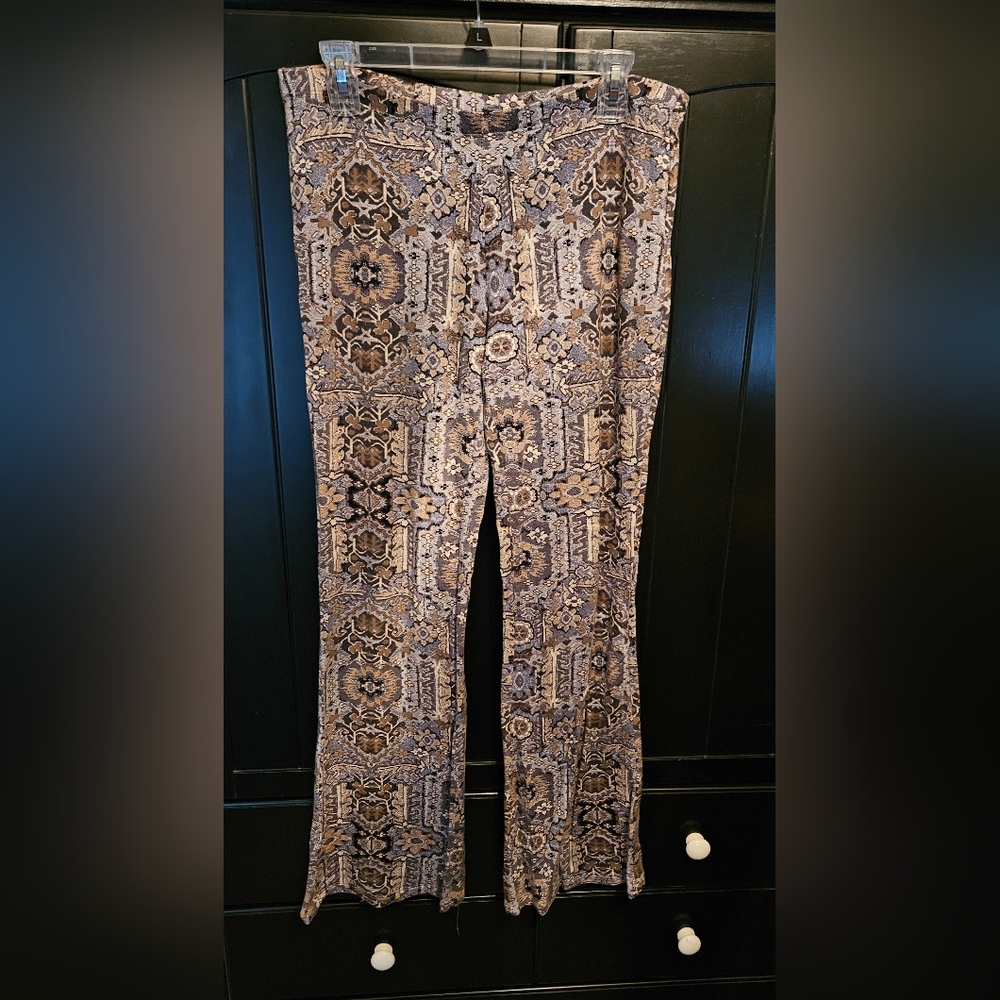 Lord & Taylor Ladies Crushed Velvet Feel Boho Pants - Tan/gray And Blue Pattern